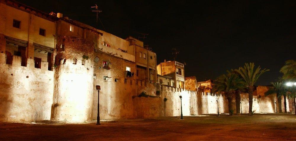 Hotel Avenida Plaza Alzira Buitenkant foto